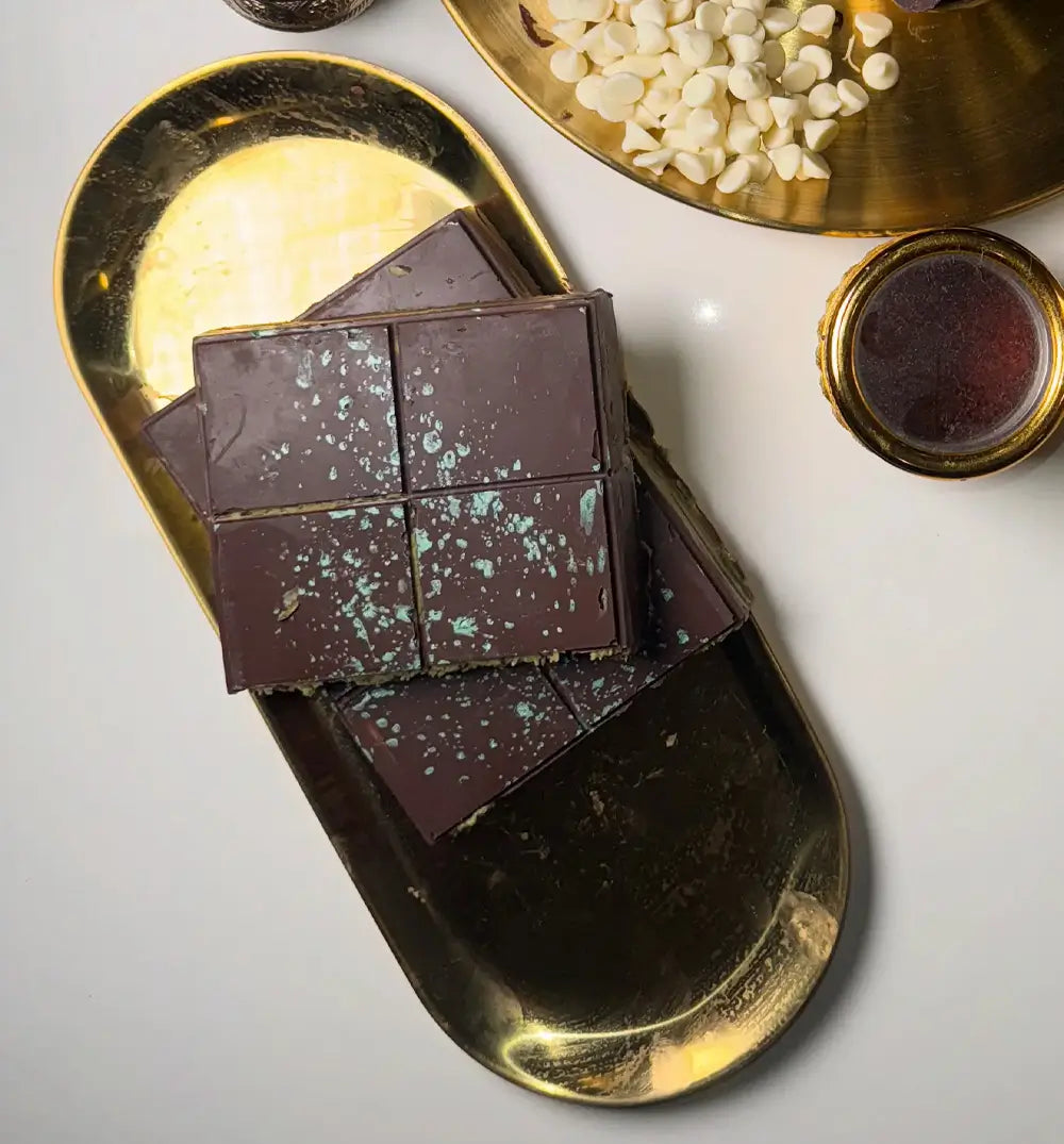 Dubai dark chocolate pistachio bar Habibi Chocolates